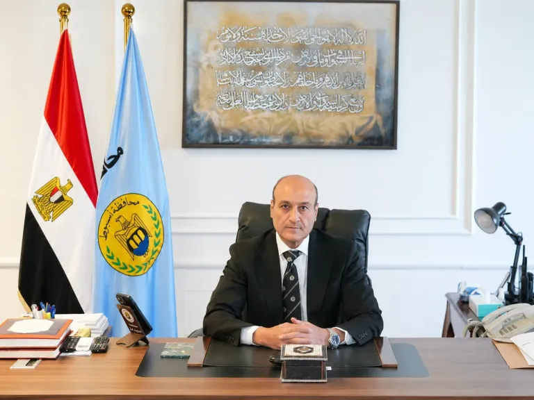 قوافل طبية مجانية تجوب أسيوط.. كشف وعلاج وعمليات بالمجان