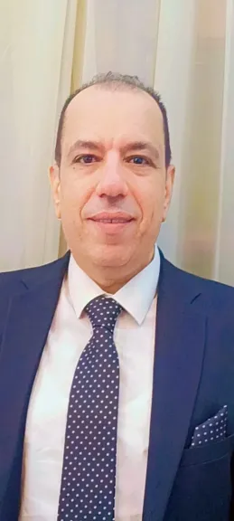 نادر الكبير 