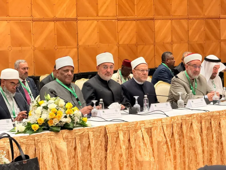 مفتي الجمهورية:  كرامة المرأة أصل راسخ في الشريعة الإسلامية .. والعلاقة الزوجية تقوم على المودة والرحمة والتكافل