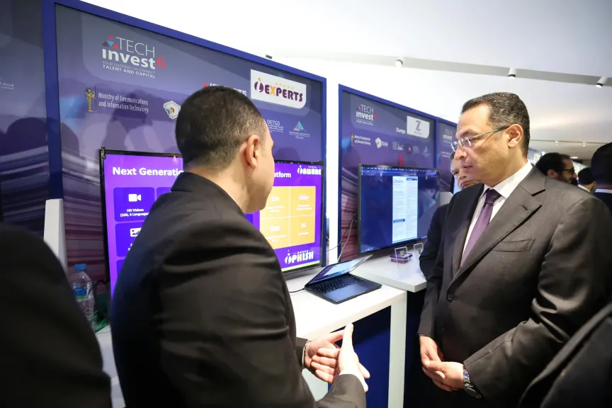 وزير الاتصالات: نعمل على تطوير آليات أكثر فاعلية لتمكين الشركات الناشئة من الاستمرار والنمو
