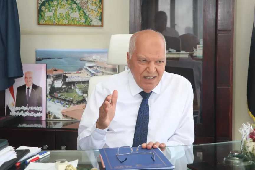 بعد واقعة القليوبية.. نقيب المعلمين: كرامة المعلم خط أحمر.. ونطالب بضوابط للزيارات التفقدية والمحاسبة بالقانون وليس أمام الكاميرات