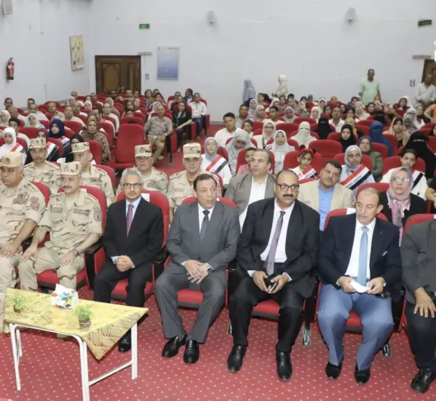 محافظ بنى سويف يشهد احتفالية التعليم في مسابقة فرسان القراءة في نصر اكتوبر