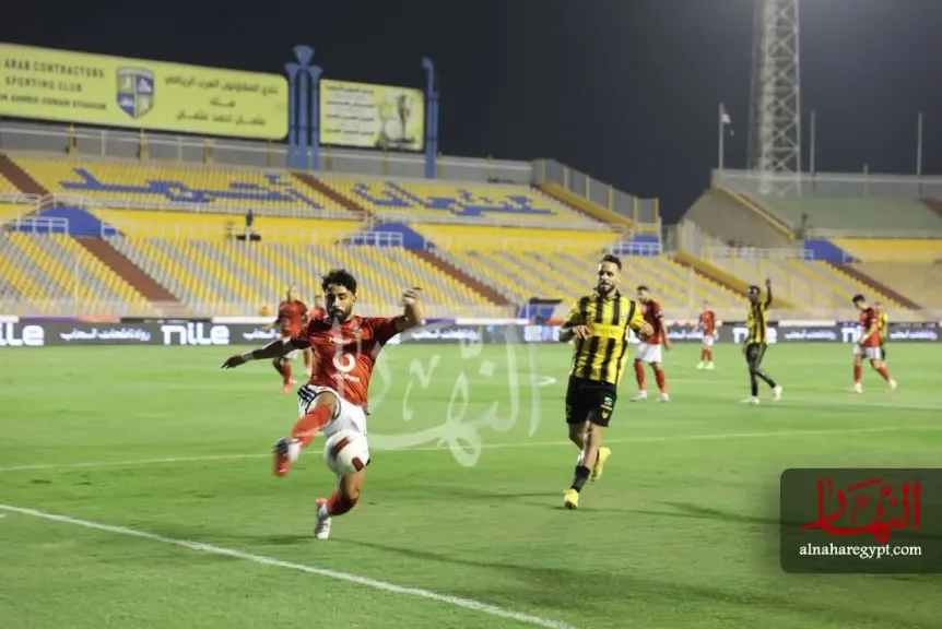 الأهلي يفقد نقطتين في سباق صدارة الدوري بتعادل مثير أمام المقاولون (صور)