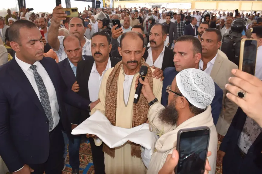 تقديم «الكفن» ينهي خصومة ثأريـ ـة بين عائلتي الحصايلي والجنادي بحضور مدير أمن بني سويف