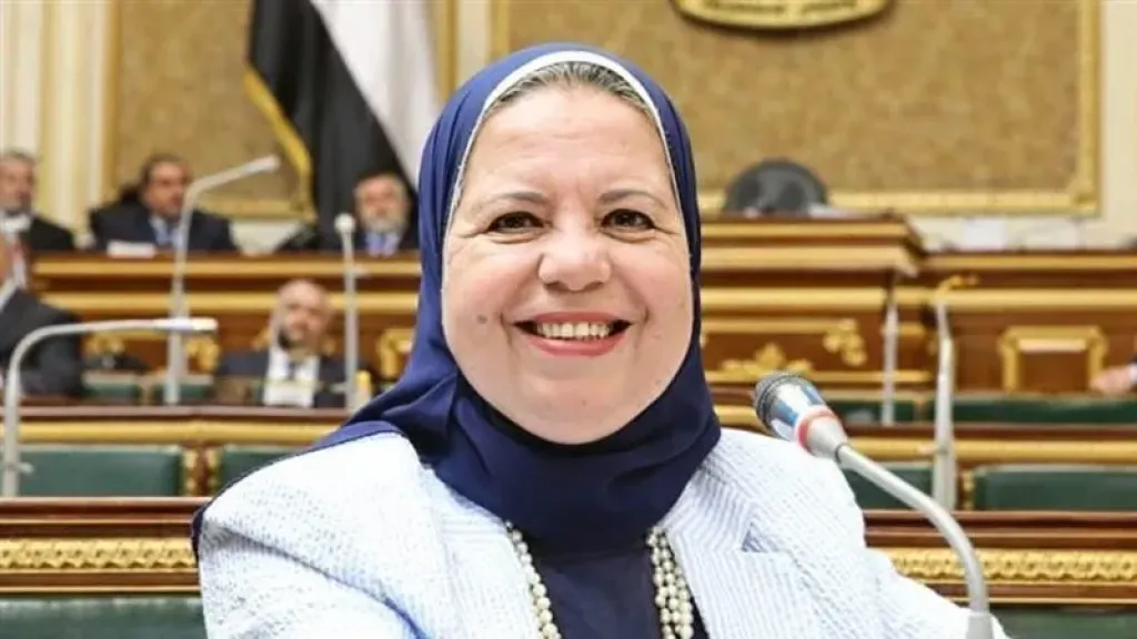 أزمة قبول الطلاب بالجامعات الأهلية تحت قبة البرلمان.. أمل عصفور تطالب بحلول عاجلة