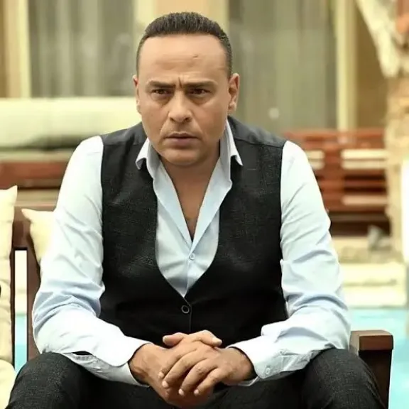عقب أزمته الأخيرة.. محمود عبد المغني يعود لنشاطه الفنى بعملين للدراما ” تفاصيل ”