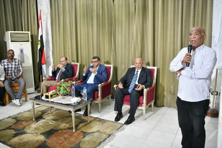 محافظ قنا يشهد حفل تأبين الراحلة ناهد الضوي مدير مؤسسة أنشطة الفتيات