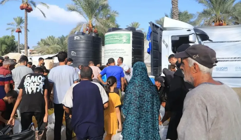 مركز الملك سلمان للإغاثة يواصل توزيع الوجبات الغذائية على الفئات الأكثر احتياجًا في قطاع غزة