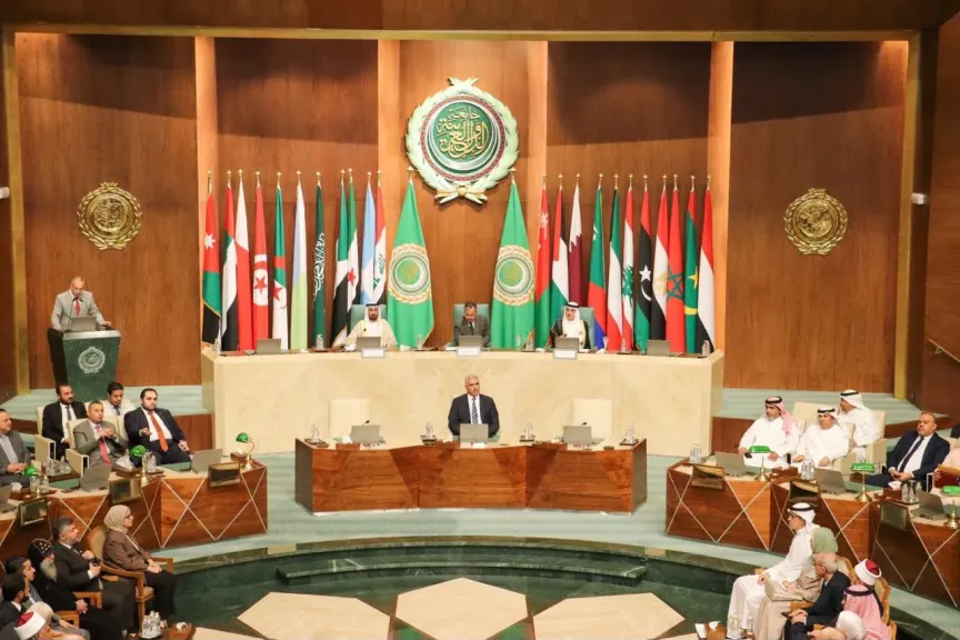 خلال مشاركته حفل تسليم جوائز البابطين :  ”اليماحي”: البرلمان العربي سيظل حريصًا على أن تبقى العربية في صدارة اهتماماته