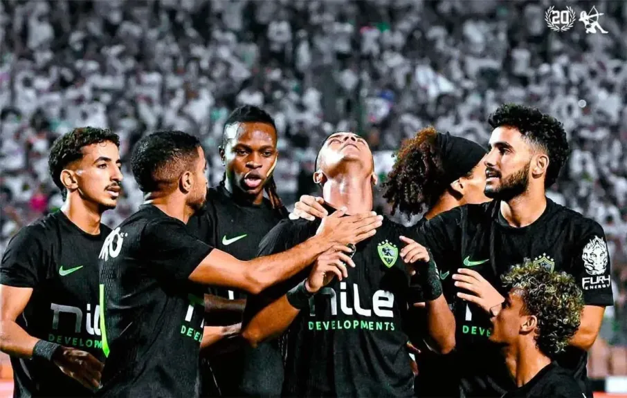 شريف أشرف: الزمالك قادر على المنافسة.. ودفاعه الأفضل في الدوري