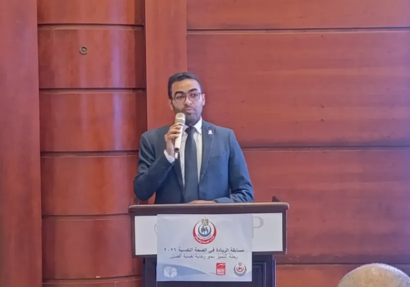 أيمن عباس: كرامة مريض الزهايمر لا يجوز أن تتراجع أمام المرض.. والمرض لا يمحو المشاعر الإنسانية