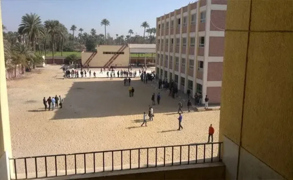 نقل 200 طالبة بين مدرستين.. أولياء أمور «أحمد بهجت» بالهرم يستغيثون بوزير التعليم