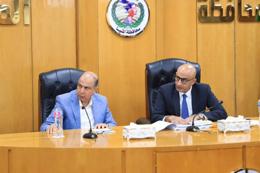 وزير التربية والتعليم ومحافظ المنيا يعقدان اجتماعًا مع مديري الإدارات التعليمية بالمحافظة لمتابعة آليات الارتقاء بجودة العملية التعليمية