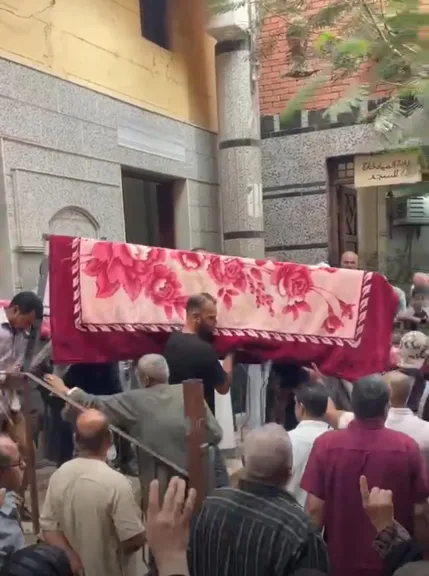 في جنازة مهيبة.. الآلاف يشيعون جثمان رئيس هيئة قضايا الدولة الأسبق في طوخ