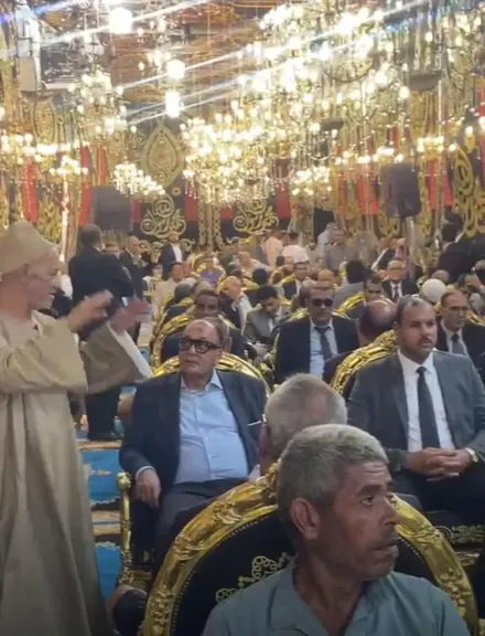 وسط حضور القضاة والأهالي.. بدء عزاء المستشار مسعد عبد المقصود في طوخ
