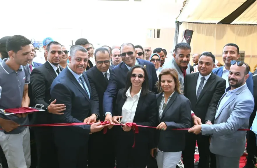 محافظ البحيرة تفتتح مصنع الشرقيون للبلاستيك بحوش عيسى بطاقة 125 طنًا شهرياً