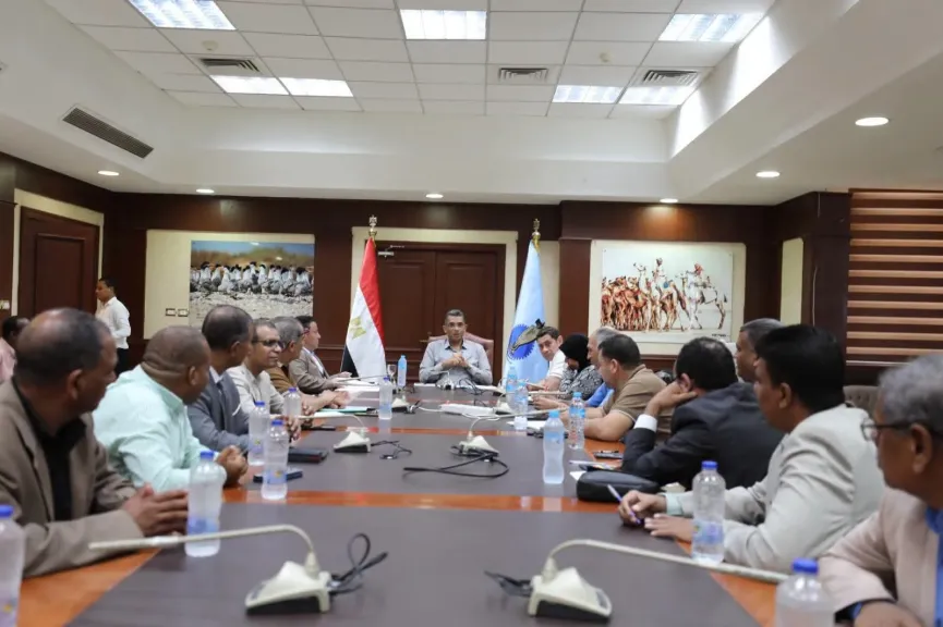 الأول من أكتوبر ٢٠٢٨.. محافظ البحر الأحمر يضع حدًا أقصى لإنهاء وتسليم مشروعات ٨٥ جمعية إسكان متعثرة