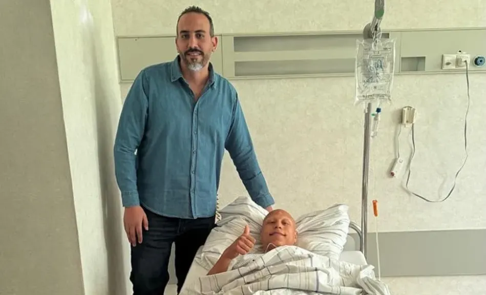 الجزار يجري جراحة ناجحة في ألمانيا