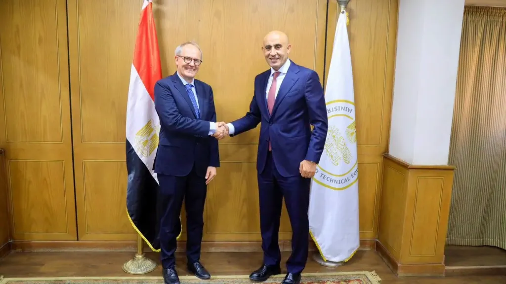 وزير التربية والتعليم  المدير الإقليمي الجديد لمكتب اليونسكو في القاهرة