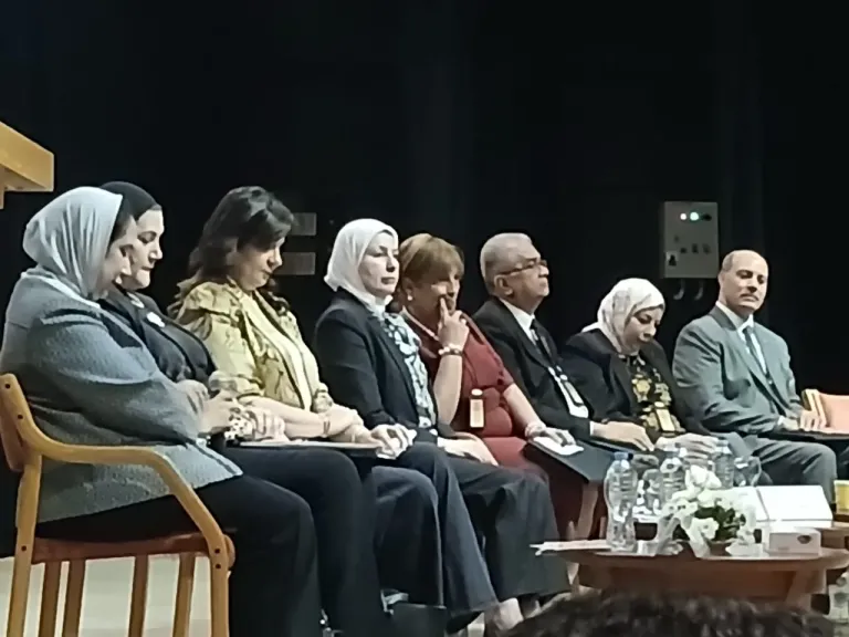 وكيل تعليم الإسكندرية من مكتبة الإسكندرية: المدرسة مجتمع مصغر لمصر.. ونزرع التسامح من الصندوق الشفاف