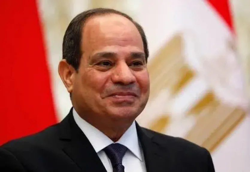 الرئيس عبد الفتاح السيسي يهنئ خادم الحرمين الشريفين وولي العهد باليوم الوطني السعودي