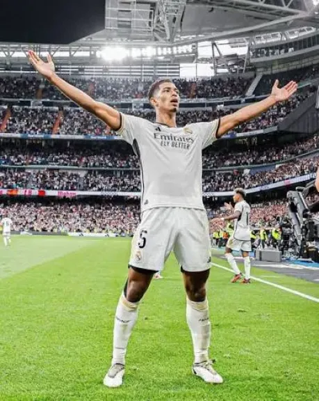 جود بيلينجهام: حذاء كأس العالم البرونزي؟ لم أكن أعلم حتى أنه موجود.. لكن شكراً على أي حال