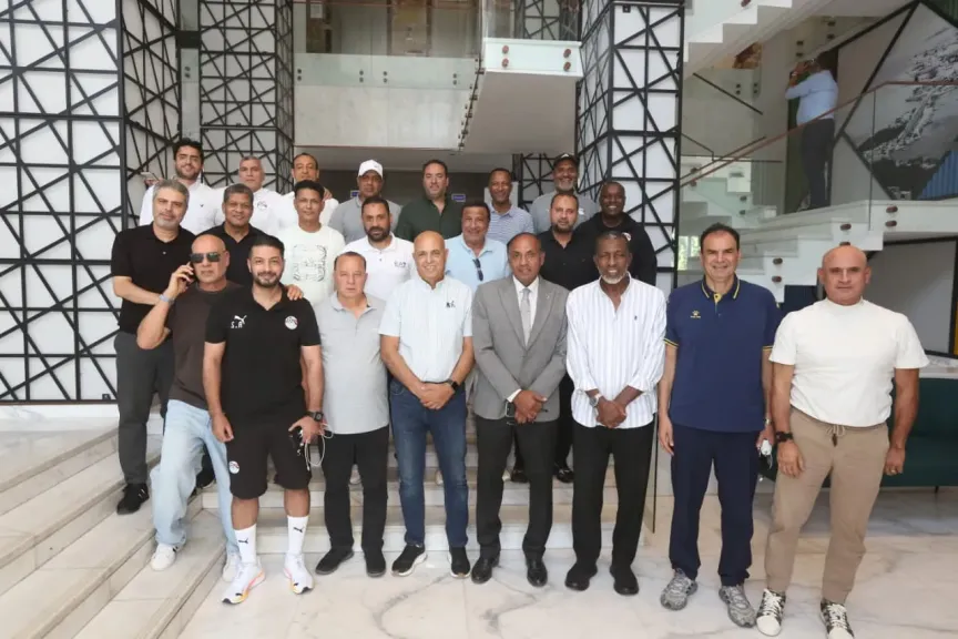 مدربو الرخصة PRO يحضرون مباراة مصر وليبيا في الإسماعيلية