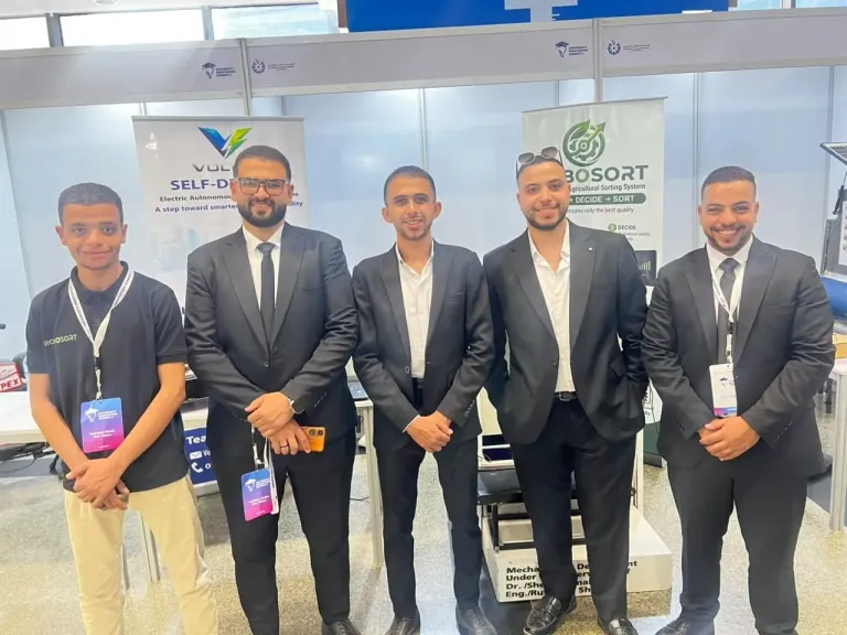 جامعة بني سويف التكنولوجية تحصد المركز الثالث على مستوى الجمهورية بمشروع Self-Drive EV