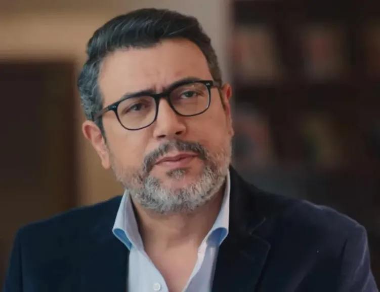 أحمد وفيق عن شائعة زواجه من الفنانه لطيفة: هذه النوعية من الشائعات بتجاهلها