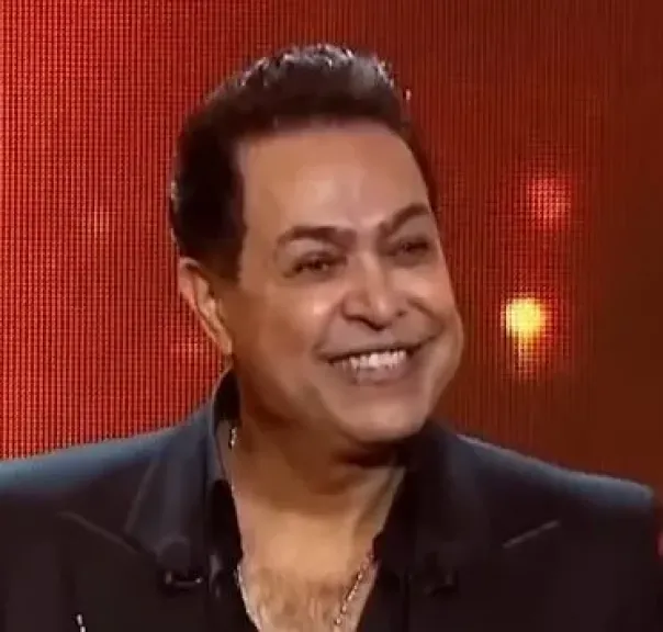 حكيم 