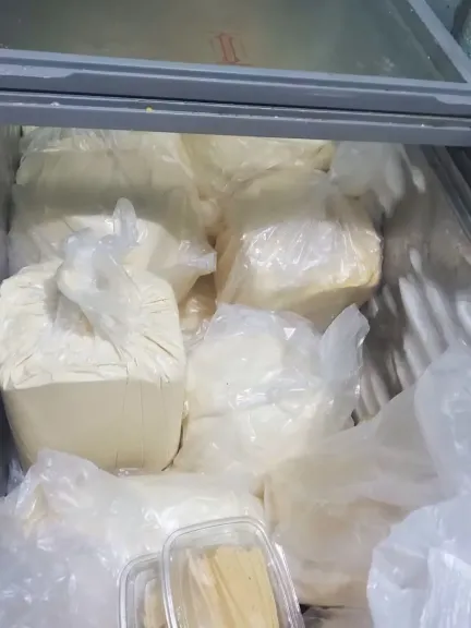 ضبط 1500 لتر زيت بدون بيانات و14 ألفًا و916 عبوة مواد غذائية ومشروبات مجهولة المصدر بحملة تموينية في قلين بكفر الشيخ