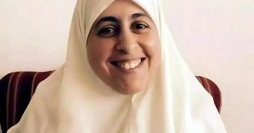 عائشة الشاطر 