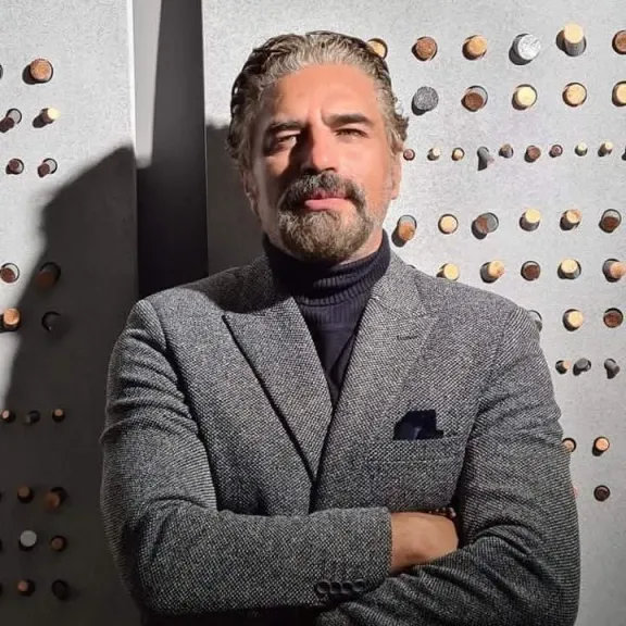 براءة رسام الكاريكاتير ”عمرو أمين” في قضية هدم قيم الأسرة وإساءة استخدام مواقع التواصل الاجتماعي