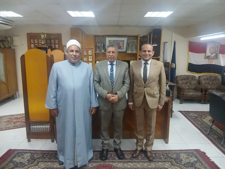 تعاون مشترك بين تعليم البحيرة والأزهر الشريف لترسيخ القيم والأخلاق وبناء وعي طلابي مستنير داخل المدارس