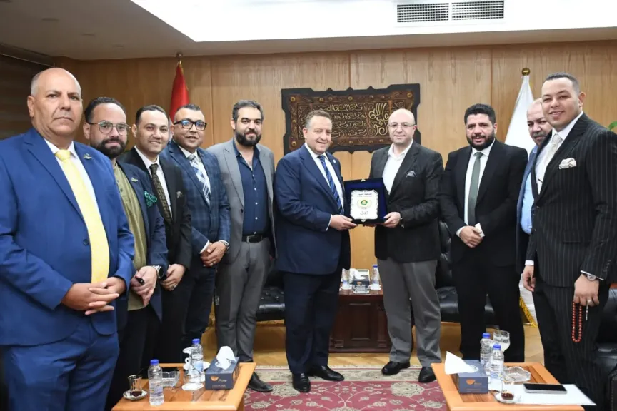 محافظ الفيوم يستقبل نقيب مهندسي مصر
