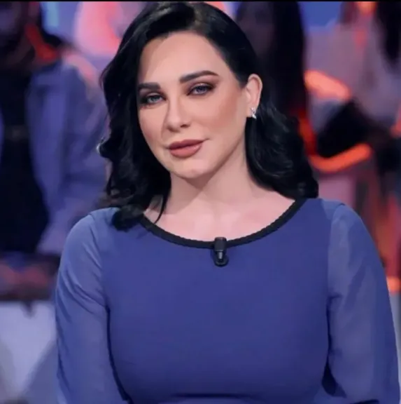 سلاف فواخرجي تحتفي بوصول ”أرض الملائكة” إلى سباق الأوسكار.. تفاصيل