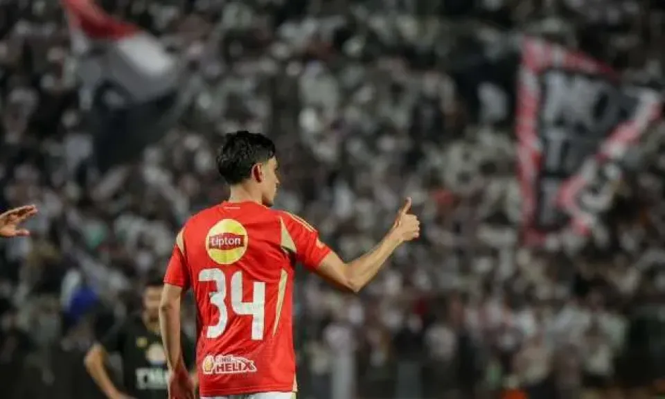 75 مليون جنيه واهتمام ليبي.. 3 عوامل تقرب أشرف بن شرقي من الرحيل عن الأهلي