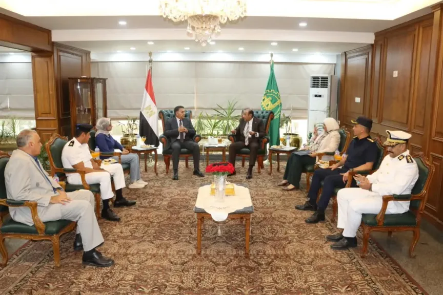 لقاء موسع بين محافظ القليوبية ومدير الأمن.. ملفات مهمة لضبط الشارع وتحسين الخدمات