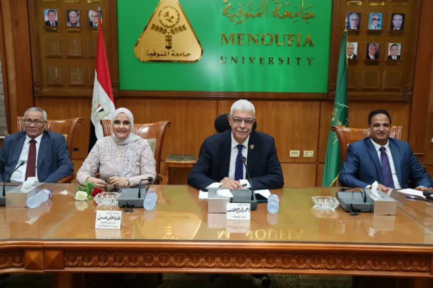 رئيس جامعة المنوفية يتابع الاستعدادات للاحتفال باليوبيل الذهبي ويؤكد: انطلاقة جديدة نحو مزيد من التميز