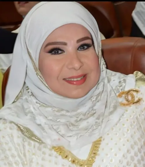 مديحة حمدي تستعيد ذكرياتها مع نور الشريف: كان أستاذي ويحرص على حق كل فنان