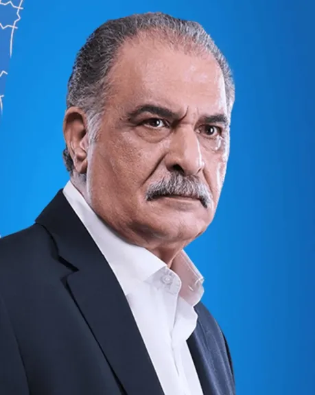 رياض الخولي عن زوجته: بنفهم بعض من النظرة.. ومسلم ليها رقبتي
