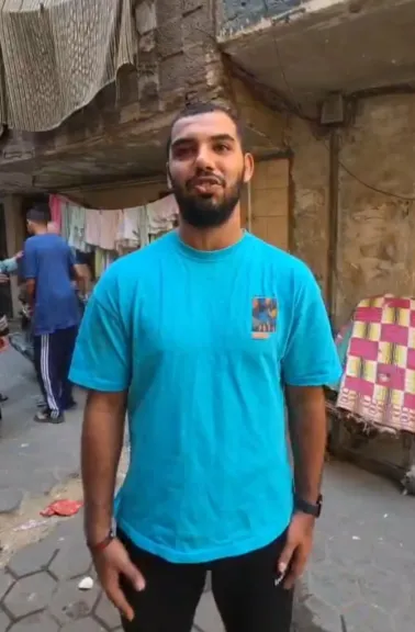 ”لحقنا ننقذه قبل ما يلمس الأرض”.. أحمد يروي كواليس إنقاذ طفل بأرض اللواء