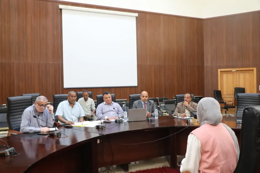 بدء المقابلات الشخصية للمتقدمين لوظيفة باحث قانوني بمدن البحر الأحمر