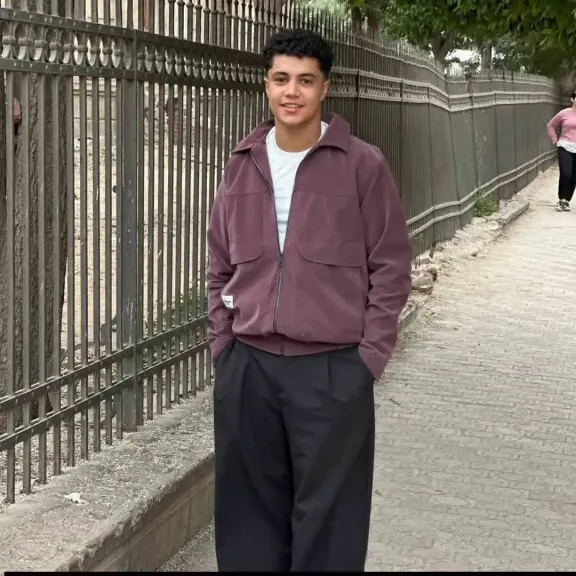 مصرع طالب وإصابة اثنين في تصادم على طريق أسيوط–ساحل سليم
