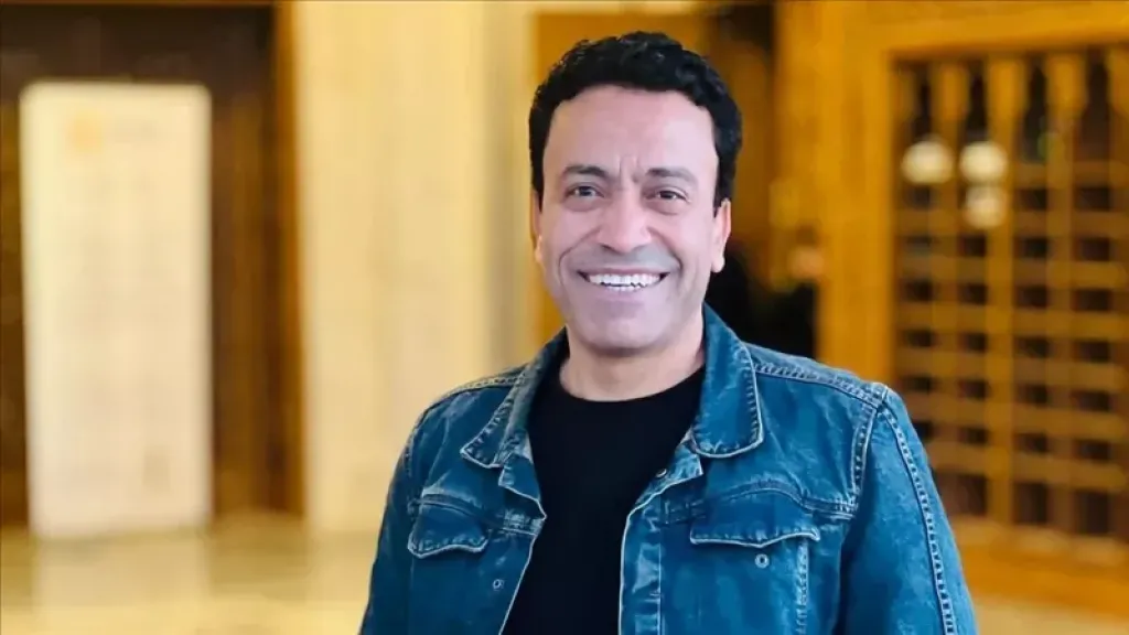سامح حسين يحسم شائعة وفاته برسالة لجمهوره: «أنا بخير يا جماعة»