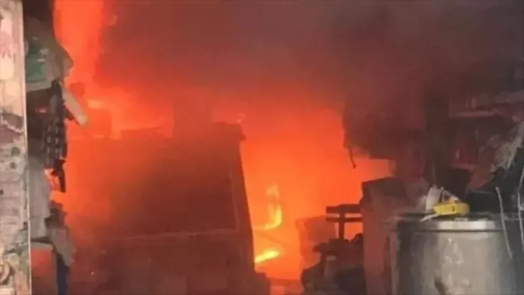 حريق داخل مدرسة مشتهر الزراعية.. الحماية المدنية تحاصر النيران قبل امتدادها للمباني