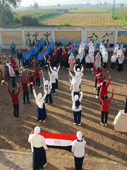مدارس البحيرة تحتفل بذكرى انتصار أكتوبر المجيد.. أناشيد وطنية وفقرات إذاعية وعروض فنية تجسد قيم الانتماء للوطن