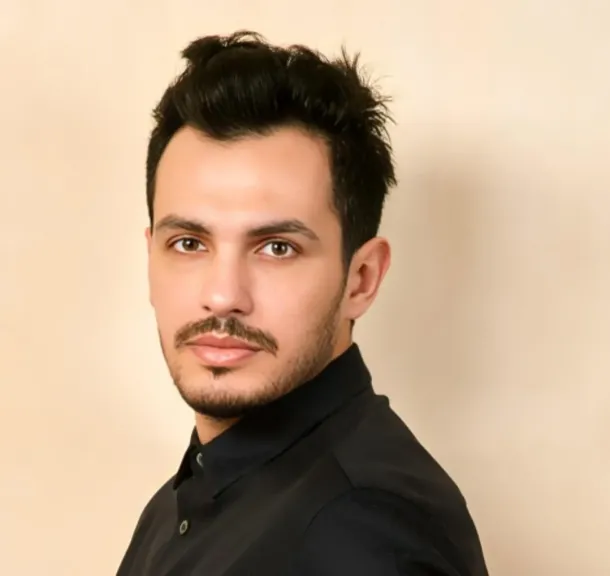 حلال فيكم الـAI.. أحمد إبراهيم يفتح النار على صناع الموسيقى.. تفاصيل