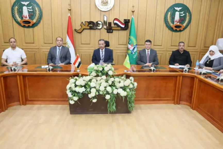 إحالة مسؤولين للتحقيق وخصم حوافز رؤساء مدن بسبب ”المتغيرات المكانية” في المنوفية
