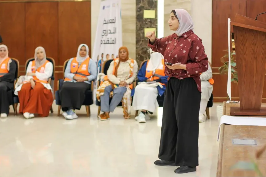 «رسالتنا خدمة الأسر».. الرائدات الاجتماعيات يكشفن دورهن في دعم وتوعية المواطنين بالقرى والنجوع